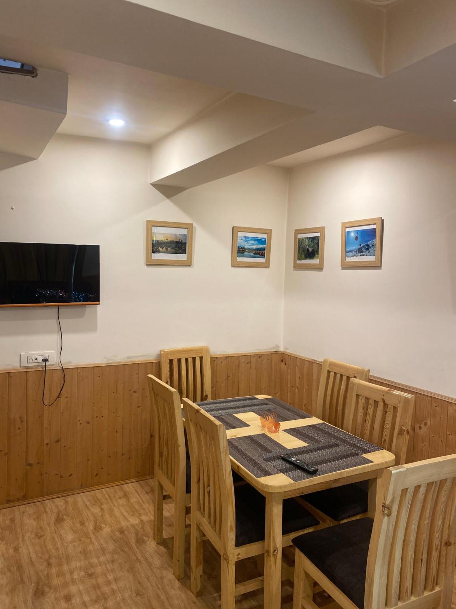 Al Jalal Resort Srīnagar Екстериор снимка