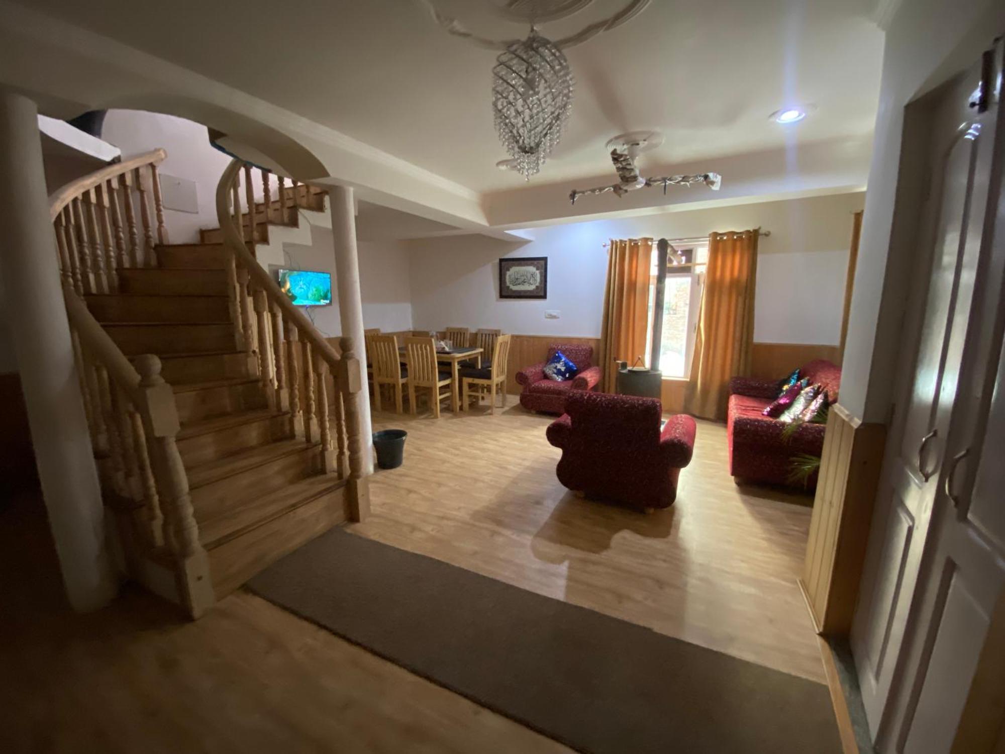 Al Jalal Resort Srīnagar Екстериор снимка