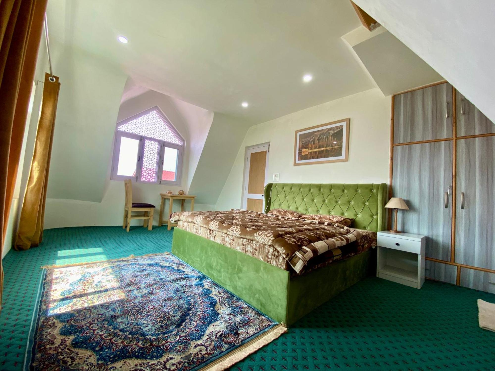 Al Jalal Resort Srīnagar Екстериор снимка